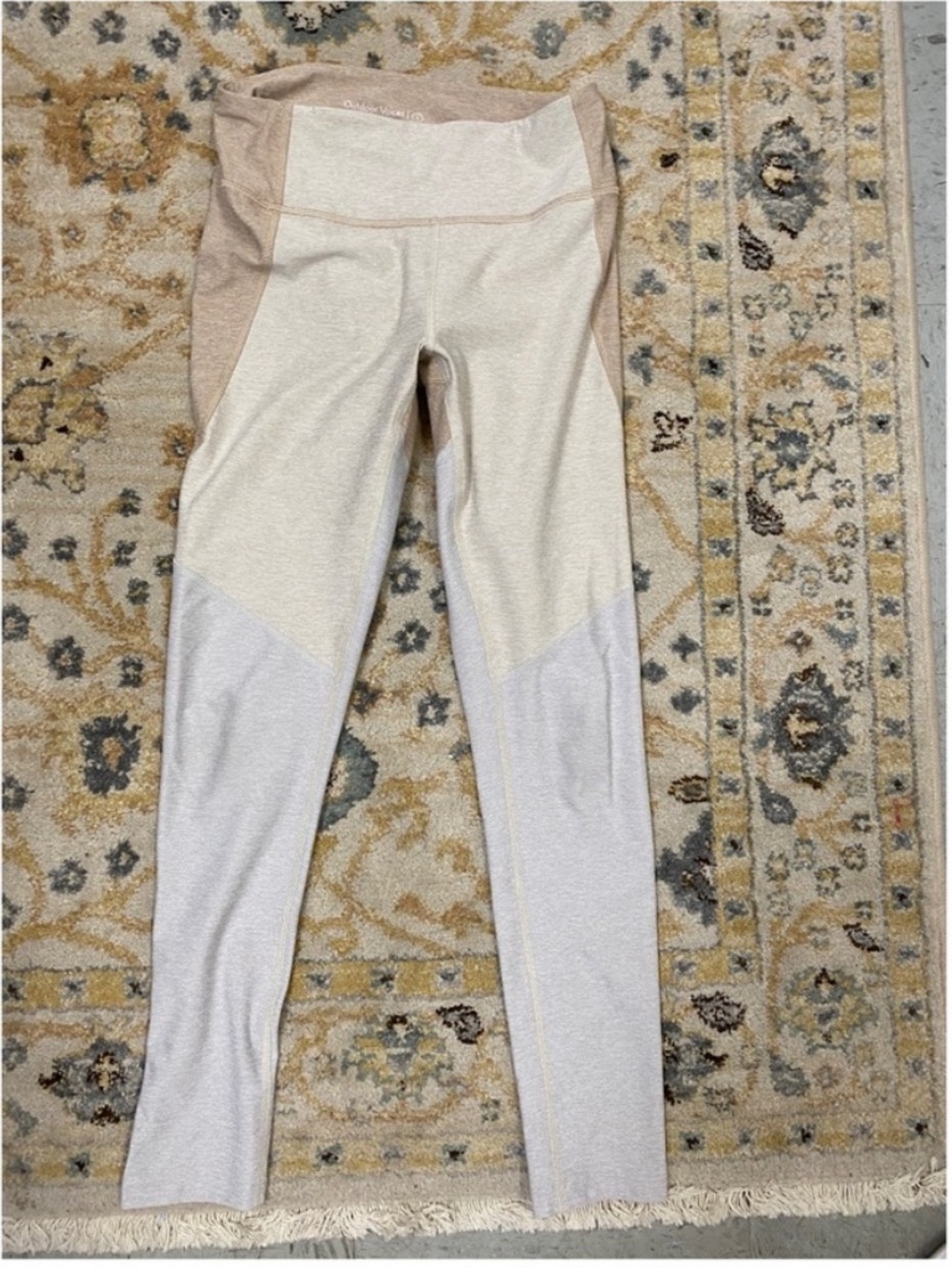 Outdoor Voices Colorblock High-Waist Leggings in Cream, Tan, Light Gray